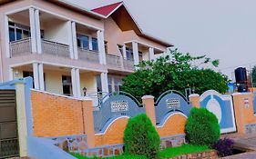Green Villa Apartments